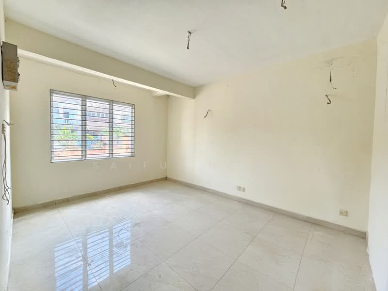 2-storey Terraced House for Sale in Bukit Jelutong (Shah Alam) - SAIFUL HELMI - Interior - PropertyGuru.com.my
