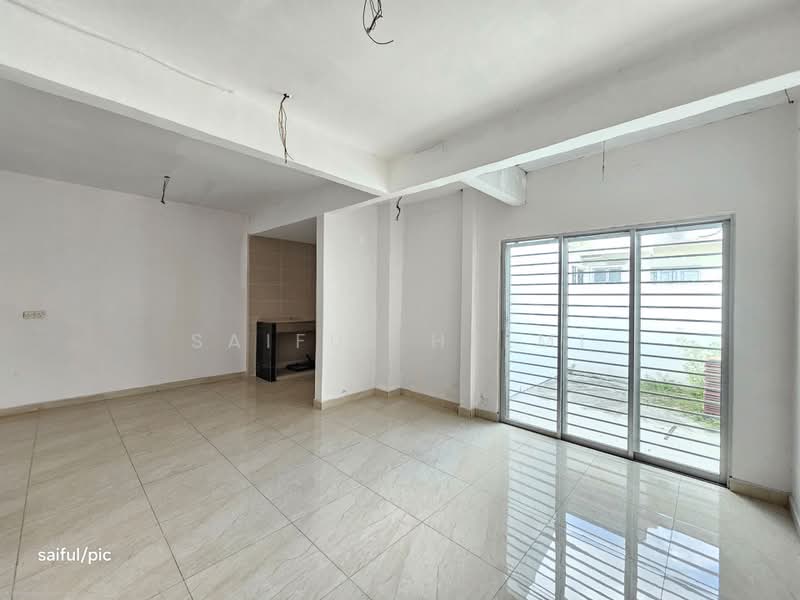 2-storey Terraced House for Sale in Bukit Jelutong (Shah Alam) - SAIFUL HELMI - Interior - PropertyGuru.com.my