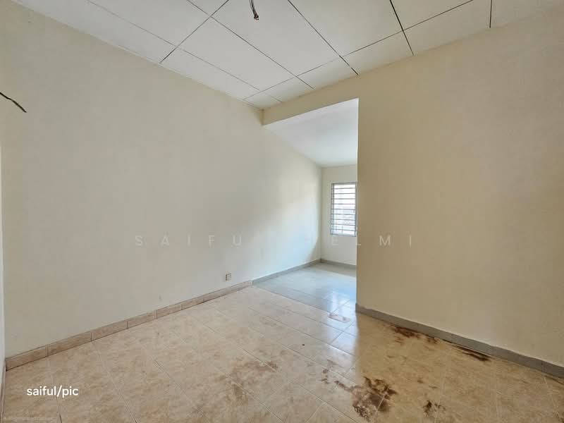 2-storey Terraced House for Sale in Bukit Jelutong (Shah Alam) - SAIFUL HELMI - Interior - PropertyGuru.com.my