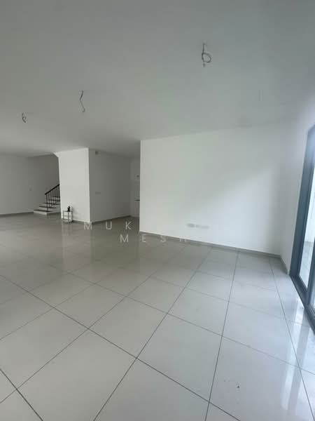 Rumah Teres 2 Tingkat untuk Dijual di Bandar Sri Sendayan (Negeri Sembilan) - Mukhriez Mesh - PropertyGuru.com.my