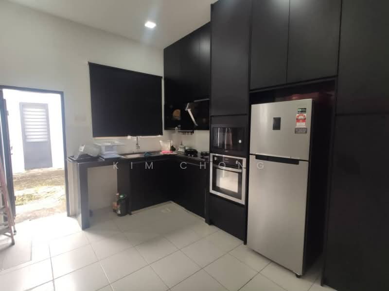Terraced House for Sale in Bandar Putera 2 (Klang) - Kim Chong - Kitchen - PropertyGuru.com.my