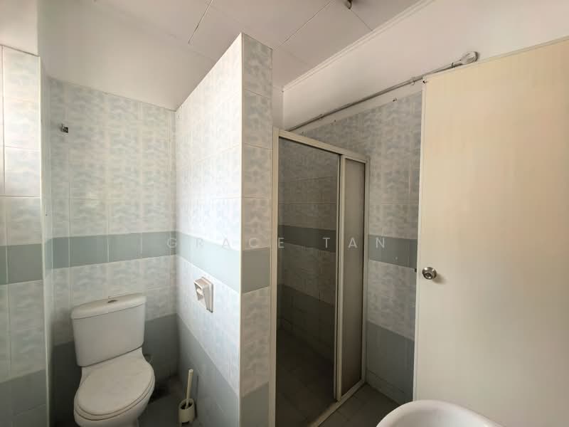 Rumah Teres 2 Tingkat untuk Dijual di Mutiara Damansara (Selangor) - Grace Tan - Bathroom - PropertyGuru.com.my