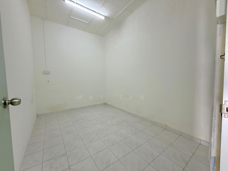 Rumah Berkembar untuk Dijual di Kampung Masjid Lama (Kluang) - May Tan - PropertyGuru.com.my