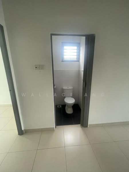 Rumah Teres 2 Tingkat untuk Dijual di Taman Scientex Senai (Senai) - Wallace Ang - Bathroom - PropertyGuru.com.my