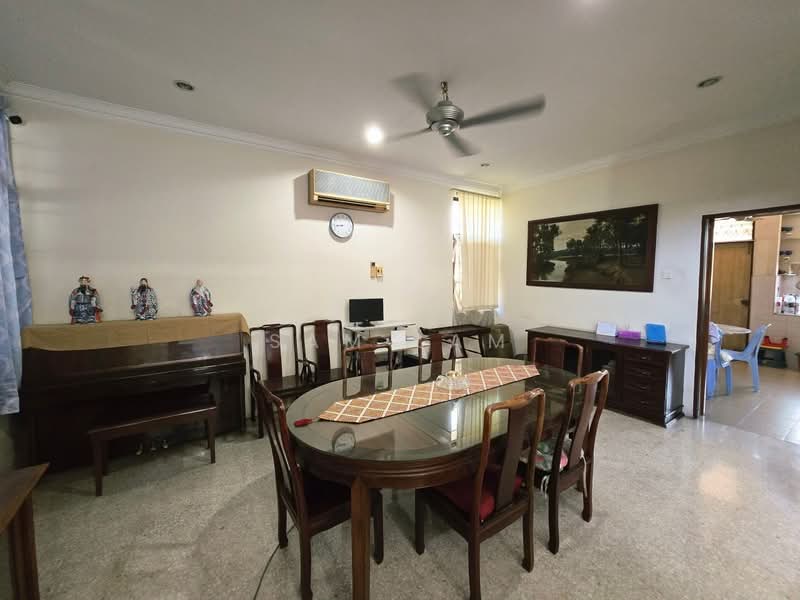 Bungalow for Sale in Taman Canning (Ipoh) - Sam Lam - PropertyGuru.com.my