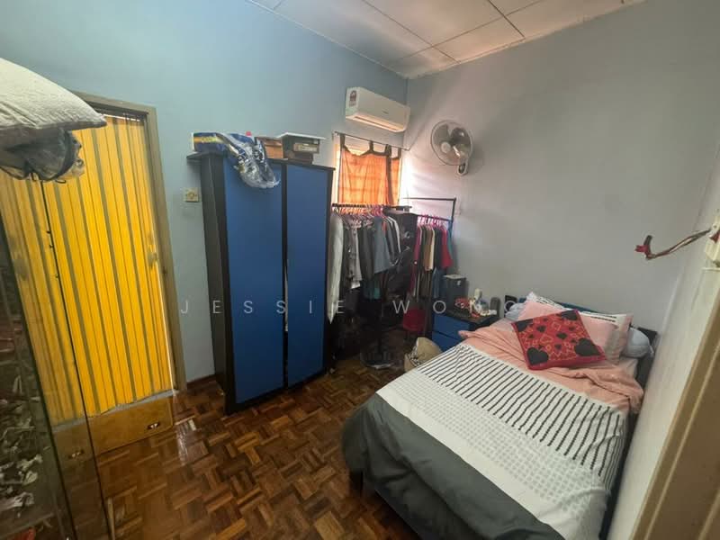 Rumah Teres 2 Tingkat untuk Dijual di Taman Tun Perak (Rawang) - Jessie Wong - Bedroom - PropertyGuru.com.my