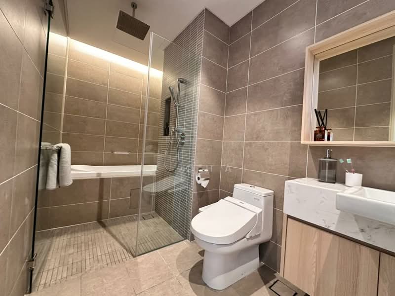 Servis Apartment untuk Disewa di Mitsui Serviced Suites - EK Chai - Bathroom - PropertyGuru.com.my