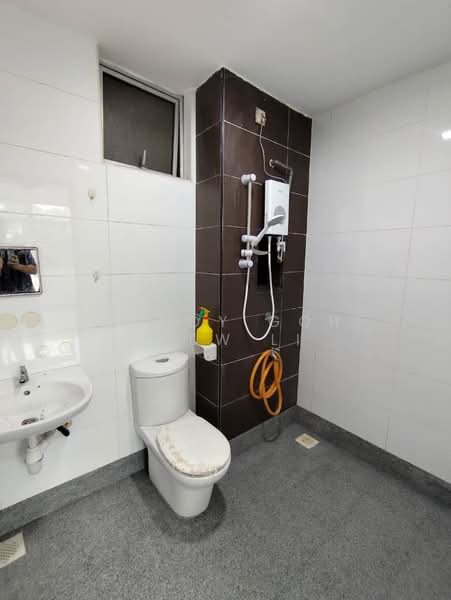 Apartment for Sale at East Bay (Seri Bayan) - Mandy Goh Siew Li - Bathroom - PropertyGuru.com.my