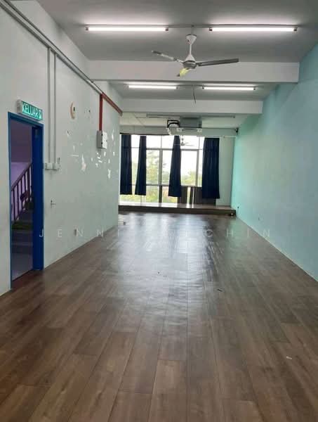 Kedai / Pejabat untuk Disewa di Bandar Saujana Putra (Tanjong Duabelas) - Jennifer Chin - Interior - PropertyGuru.com.my