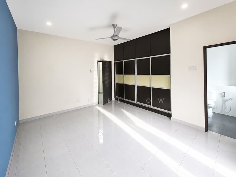 Terraced House for Sale in Taman Semenyih Mewah (Semenyih) - Daniel Low - Bedroom - PropertyGuru.com.my