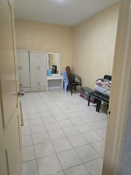 Apartment for Sale at Taman Penampang Apartment - Ching Hui Wong - Bedroom - PropertyGuru.com.my
