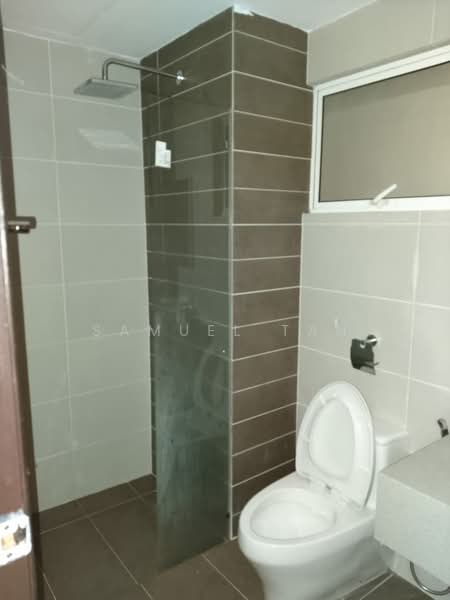 Condominium for Rent at Paraiso Residence @ The Earth - Samuel Tan - Bathroom - PropertyGuru.com.my