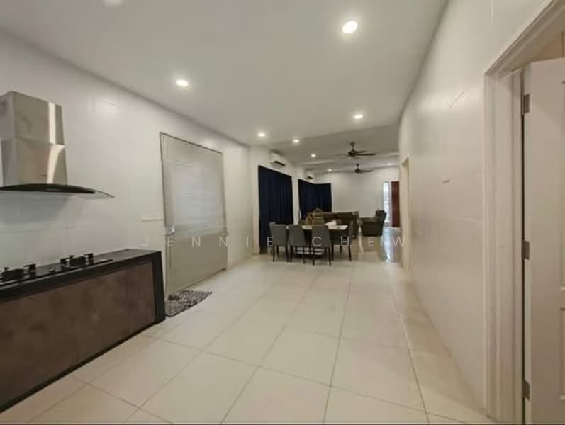 Semi-Detached House for Sale in Ambang Botanic (Klang) - Jennie Chew - Kitchen - PropertyGuru.com.my