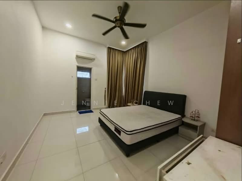 Semi-Detached House for Sale in Ambang Botanic (Klang) - Jennie Chew - Bedroom - PropertyGuru.com.my