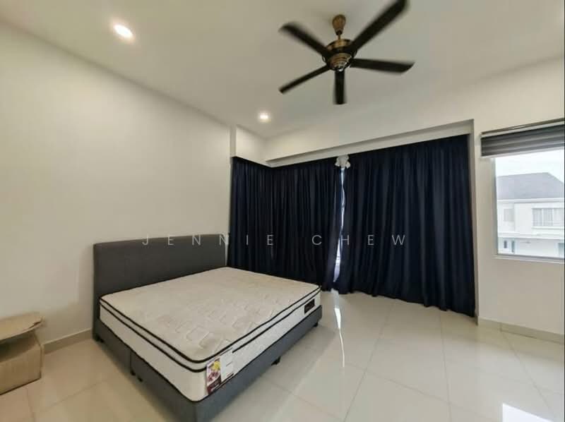 Semi-Detached House for Sale in Ambang Botanic (Klang) - Jennie Chew - Bedroom - PropertyGuru.com.my