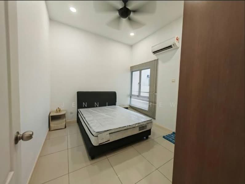 Semi-Detached House for Sale in Ambang Botanic (Klang) - Jennie Chew - Bedroom - PropertyGuru.com.my