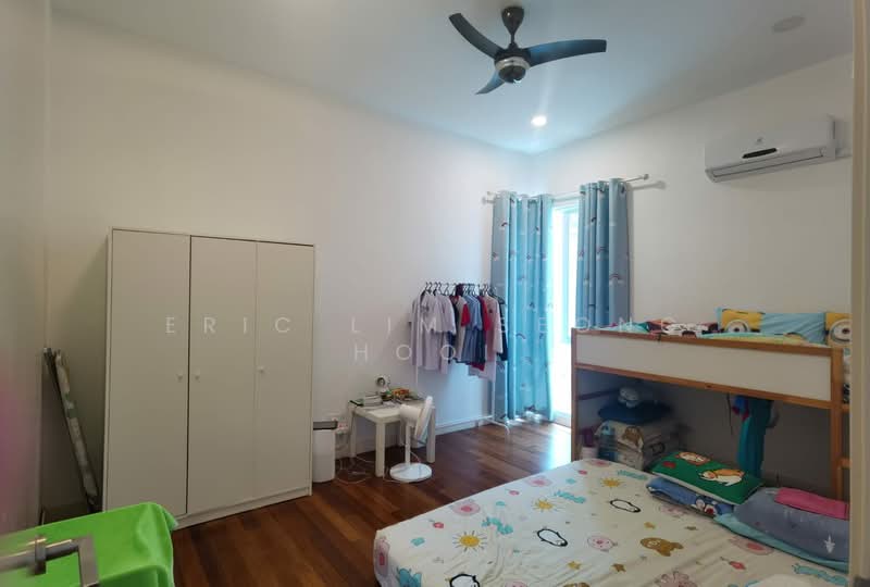 Semi-Detached House for Sale in Bandar Botanic (Klang) - Eric Lim Seong Hooi - Bedroom - PropertyGuru.com.my