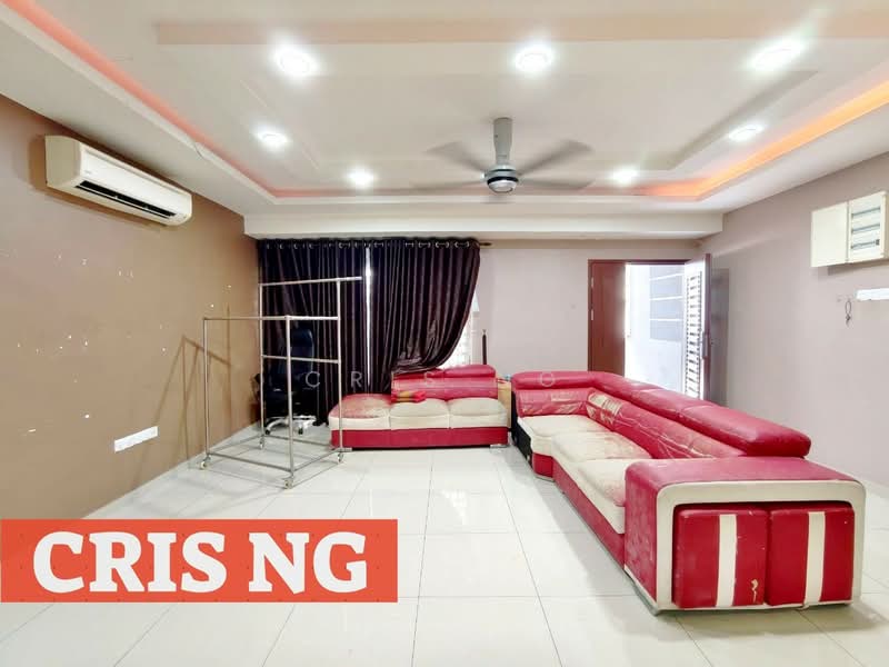 Rumah Bandar untuk Disewa di George Town (Penang) - Cris Ng - Living Room - PropertyGuru.com.my