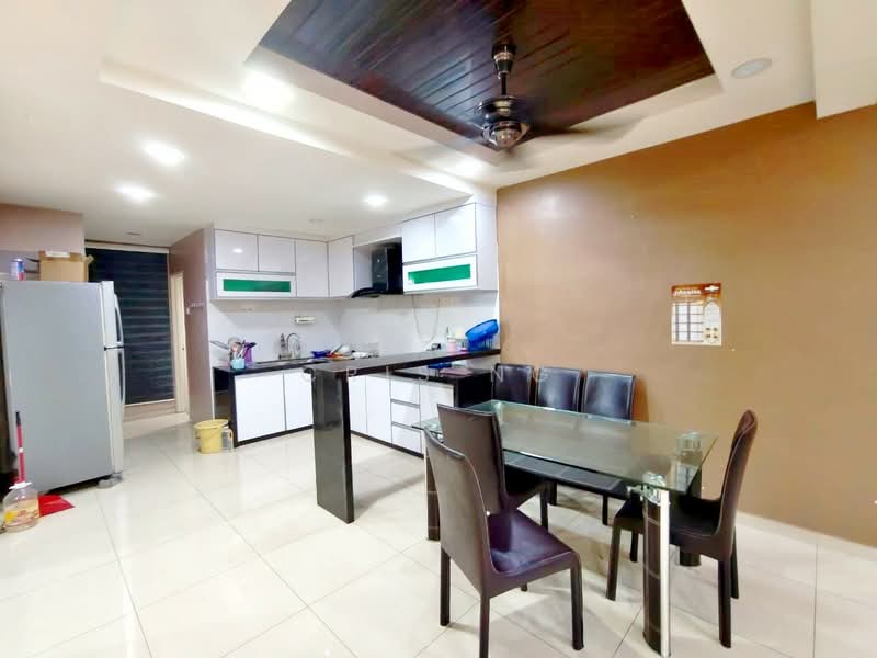 Rumah Bandar untuk Disewa di George Town (Penang) - Cris Ng - Kitchen - PropertyGuru.com.my