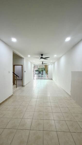 Rumah Teres 1.5 Tingkat untuk Dijual di Taman Pelangi Indah (Ulu Tiram) - Bess Wong - PropertyGuru.com.my