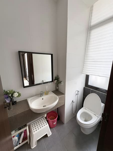 Condominium for Rent at Logan Residency (Logan Mansion) - Weng Sern - Bathroom - PropertyGuru.com.my