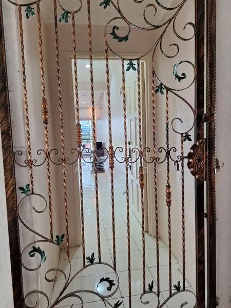 Pangsapuri untuk Disewa di Apartment Mahkota 1 - Jane Loh - Entrance - PropertyGuru.com.my