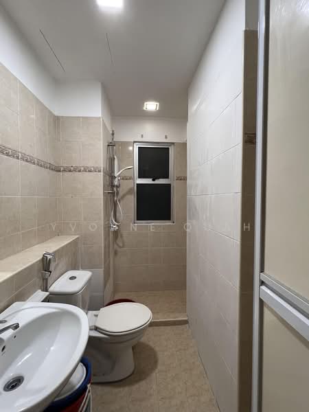 Condominium for Rent at Kelana Mahkota - Yvonne Quah - Bathroom - PropertyGuru.com.my
