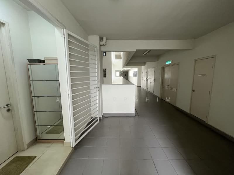 Servis Apartment untuk Dijual di One Maxim - Azli Ibrahim - Corridor - PropertyGuru.com.my