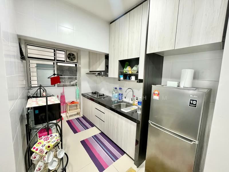 Servis Apartment untuk Dijual di One Maxim - Azli Ibrahim - Kitchen - PropertyGuru.com.my