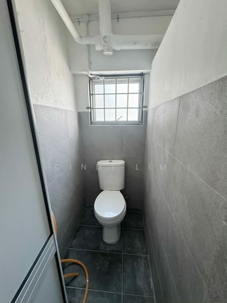 Kilang untuk Disewa di Taman Perindustrian Cemerlang (Ulu Tiram) - Cindy Lim - Bathroom - PropertyGuru.com.my