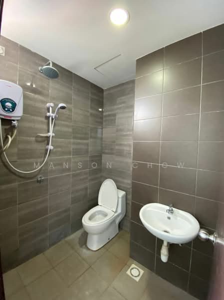 Service Residence for Rent at Symphony Tower (Menara Simfoni) - Manson Chow - Bathroom - PropertyGuru.com.my