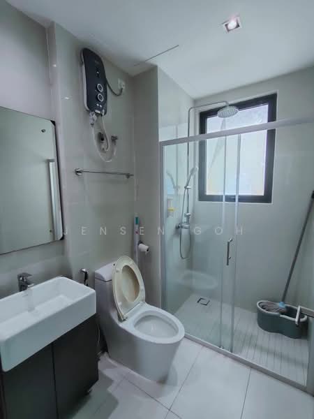 Kondominium untuk Disewa di Amberside @ Country Garden Danga Bay - Jensen Goh - Bathroom - PropertyGuru.com.my