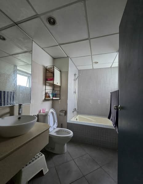 Service Residence for Sale at Kiara Designer Suites - Martin Lee - Bathroom - PropertyGuru.com.my