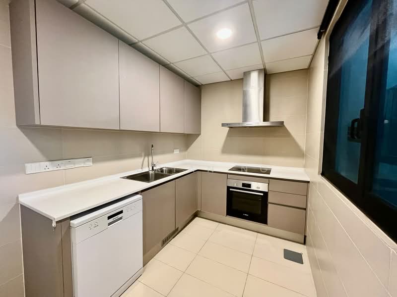 Kondominium untuk Disewa di Residensi 22 - Adrian Ng - Kitchen - PropertyGuru.com.my