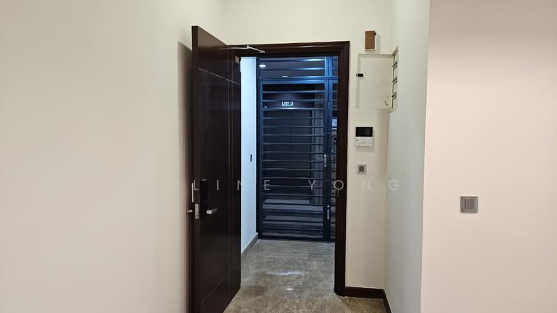 Service Residence for Sale at Paragon Suites @ CIQ - Celine Yong - Entrance - PropertyGuru.com.my