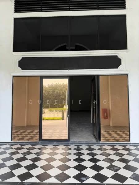 Shop / Office for Rent in Taman Ekoflora (Johor Bahru) - Queenie Ng - Entrance - PropertyGuru.com.my