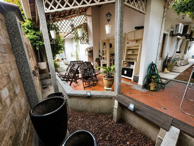 Bungalow for Sale in Taman Rasah Kemayan (Rasah) - Rena Rahman - Exterior - PropertyGuru.com.my
