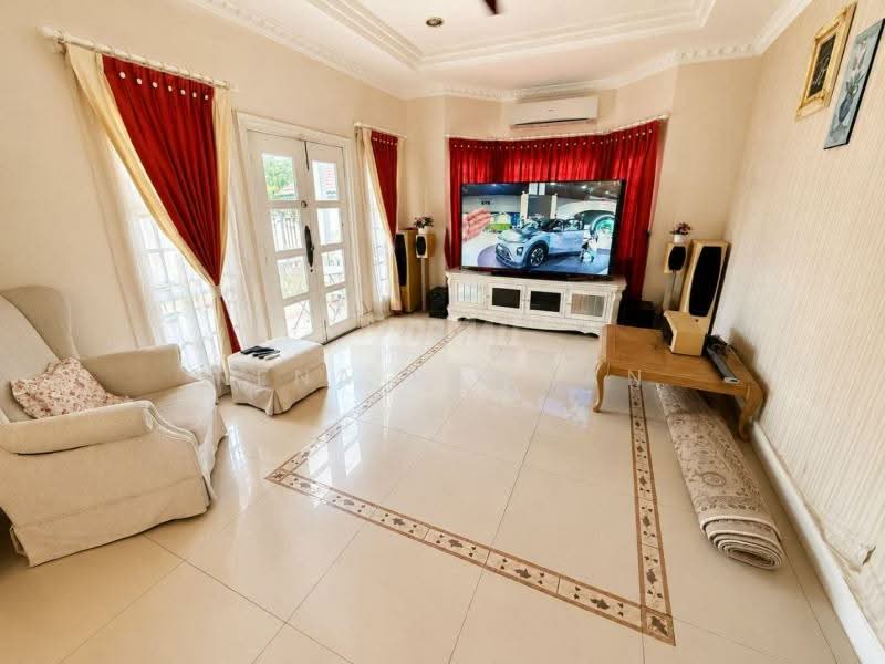 Bungalow for Sale in Taman Rasah Kemayan (Rasah) - Rena Rahman - Living Room - PropertyGuru.com.my