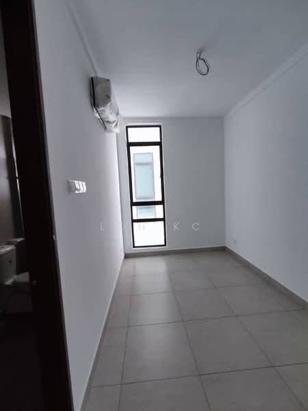 Servis Apartment untuk Dijual di Laguna Residences - Loh KC - Bedroom - PropertyGuru.com.my
