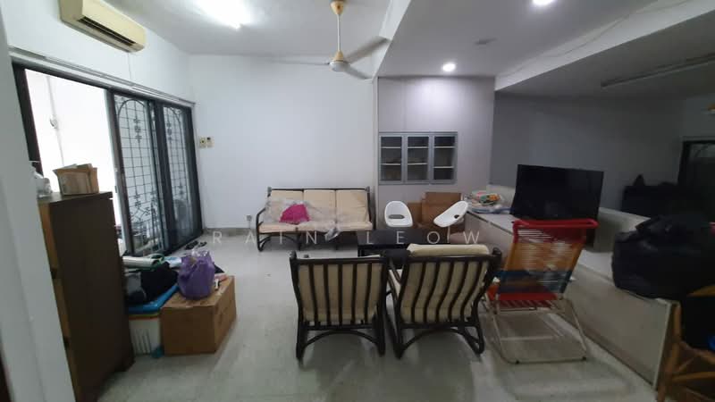 2-storey Terraced House for Rent in Taman Desa (Kuala Lumpur) - Rain Leow - Living Room - PropertyGuru.com.my