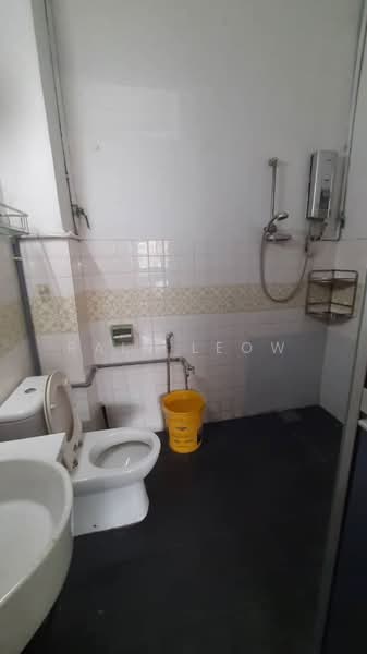 2-storey Terraced House for Rent in Taman Desa (Kuala Lumpur) - Rain Leow - Bathroom - PropertyGuru.com.my