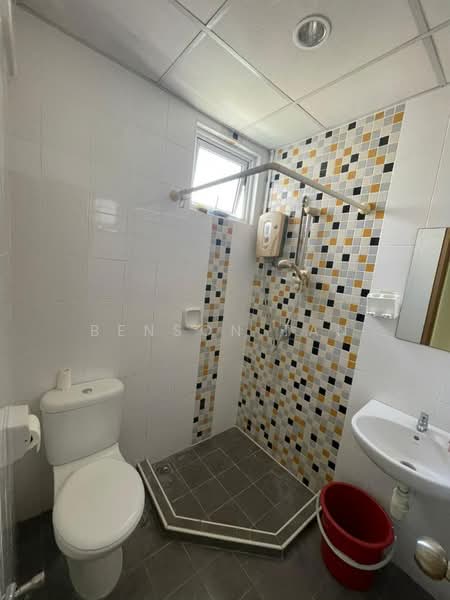Kondominium untuk Disewa di Bayswater Resort Condominium - Benson Tan - Bathroom - PropertyGuru.com.my
