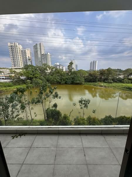 Servis Apartment untuk Dijual di Laguna Residences - Loh KC - Balcony - PropertyGuru.com.my
