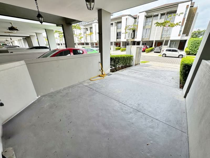 Townhouse for Sale in Tropicana Heights (Kajang) - Azli Ibrahim - Exterior - PropertyGuru.com.my