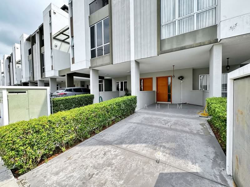 Townhouse for Sale in Tropicana Heights (Kajang) - Azli Ibrahim - Exterior - PropertyGuru.com.my