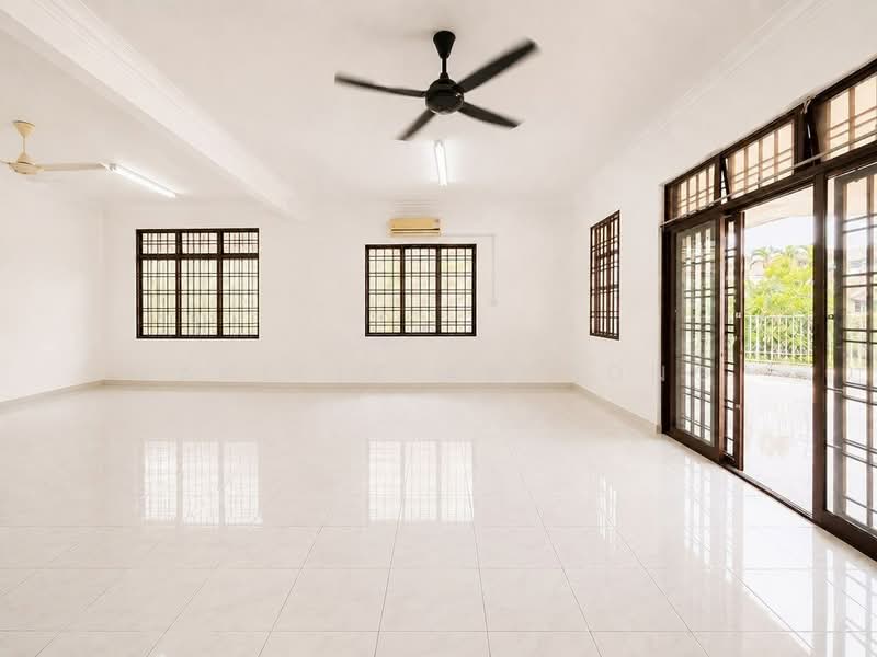 Semi-Detached House for Sale in Taman Perling (Perling) - Janelle Aw Yong - Interior - PropertyGuru.com.my
