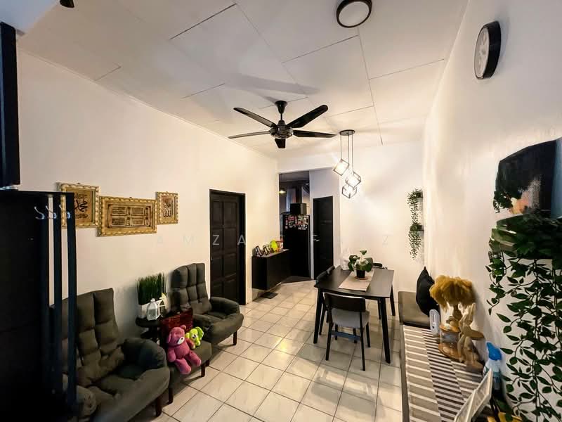 Rumah Teres 1 Tingkat untuk Dijual di Taman Sendayan Indah (Labu) - Amzar Faiz - PropertyGuru.com.my