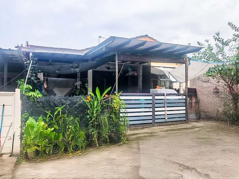 Rumah Teres 1 Tingkat untuk Dijual di Taman Sendayan Indah (Labu) - Amzar Faiz - PropertyGuru.com.my