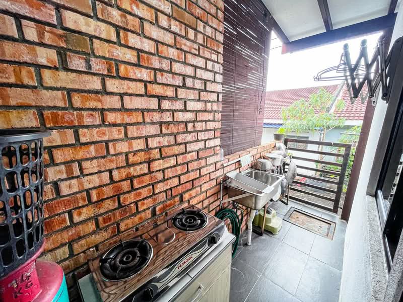 Rumah Teres 1 Tingkat untuk Dijual di Taman Sendayan Indah (Labu) - Amzar Faiz - PropertyGuru.com.my