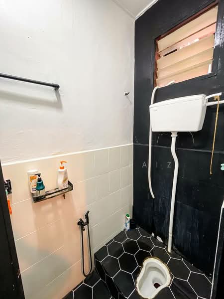 Rumah Teres 1 Tingkat untuk Dijual di Taman Sendayan Indah (Labu) - Amzar Faiz - PropertyGuru.com.my